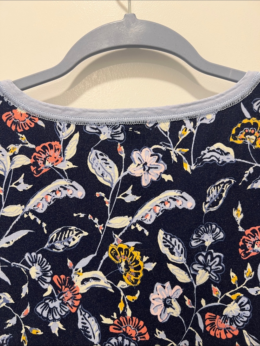 Garnet Hill Asian Wrap Cotton Nightgown Cap Sleeve Size Small. Navy floral. - Picture 5 of 10
